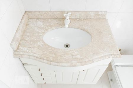 Apartamento à venda com 52m², 2 quartos e 1 vaga Apartamento à venda com 52m², 2 quartos e 1 vagaBanheiro