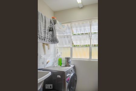 Apartamento à venda com 69m², 3 quartos e sem vaga Apartamento à venda com 69m², 3 quartos e sem vagaÁrea de Serviço