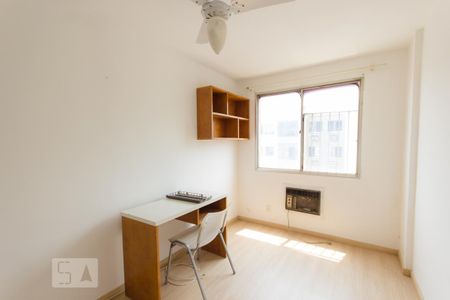 Apartamento à venda com 64m², 2 quartos e 1 vagaQuarto 2