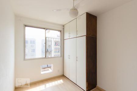 Apartamento à venda com 64m², 2 quartos e 1 vagaQuarto 1