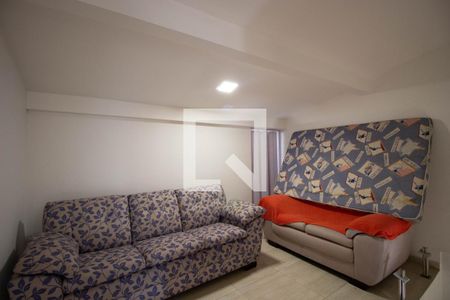 Casa de condomínio à venda com 177m², 3 quartos e 2 vagas Casa de condomínio à venda com 177m², 3 quartos e 2 vagasEscritório