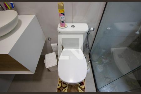 Casa de condomínio à venda com 177m², 3 quartos e 2 vagas Casa de condomínio à venda com 177m², 3 quartos e 2 vagasBanheiro 2