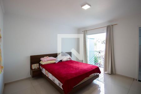 Casa de condomínio à venda com 177m², 3 quartos e 2 vagas Casa de condomínio à venda com 177m², 3 quartos e 2 vagasSuite