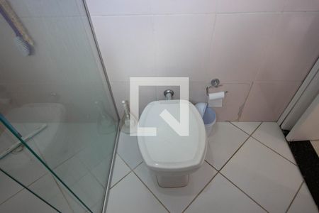 Casa de condomínio à venda com 177m², 3 quartos e 2 vagas Casa de condomínio à venda com 177m², 3 quartos e 2 vagasBanheiro da Suíte