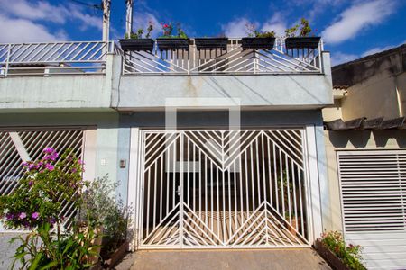 Casa de condomínio à venda com 177m², 3 quartos e 2 vagas Casa de condomínio à venda com 177m², 3 quartos e 2 vagasFachada Casa