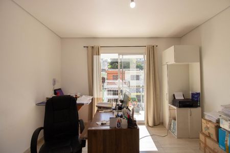 Casa de condomínio à venda com 177m², 3 quartos e 2 vagas Casa de condomínio à venda com 177m², 3 quartos e 2 vagasEscritório