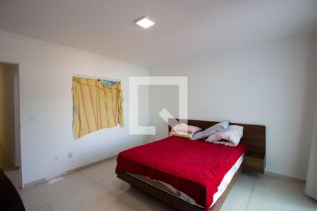 Casa de condomínio à venda com 177m², 3 quartos e 2 vagas Casa de condomínio à venda com 177m², 3 quartos e 2 vagasSuite