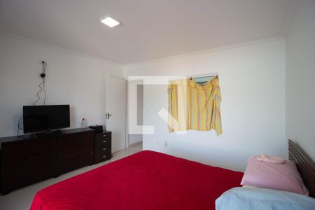 Casa de condomínio à venda com 177m², 3 quartos e 2 vagas Casa de condomínio à venda com 177m², 3 quartos e 2 vagasSuite