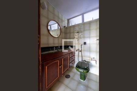 Suíte - Banheiro de apartamento para alugar com 2 quartos, 94m² em Sumaré, São Paulo