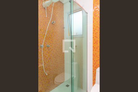 Apartamento à venda com 170m², 3 quartos e 8 vagas Apartamento à venda com 170m², 3 quartos e 8 vagasBanheiro da suíte 2