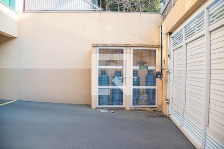 Apartamento à venda com 170m², 3 quartos e 8 vagas Apartamento à venda com 170m², 3 quartos e 8 vagasGaragem