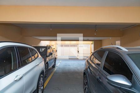 Apartamento à venda com 170m², 3 quartos e 8 vagas Apartamento à venda com 170m², 3 quartos e 8 vagasGaragem