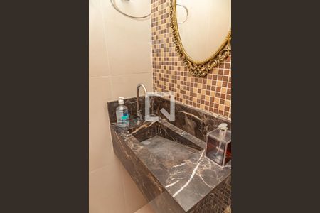 Apartamento à venda com 170m², 3 quartos e 8 vagas Apartamento à venda com 170m², 3 quartos e 8 vagasLavabo