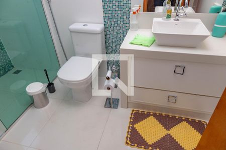 Apartamento à venda com 170m², 3 quartos e 8 vagas Apartamento à venda com 170m², 3 quartos e 8 vagasBanheiro da suíte 1