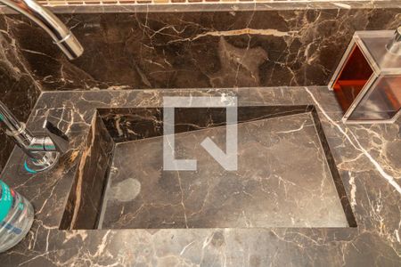 Apartamento à venda com 170m², 3 quartos e 8 vagas Apartamento à venda com 170m², 3 quartos e 8 vagasLavabo