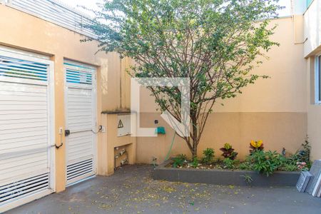 Apartamento à venda com 170m², 3 quartos e 8 vagas Apartamento à venda com 170m², 3 quartos e 8 vagasGaragem