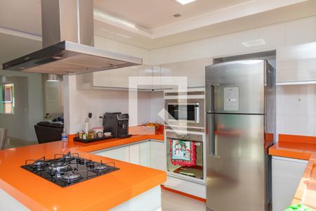 Apartamento à venda com 170m², 3 quartos e 8 vagas Apartamento à venda com 170m², 3 quartos e 8 vagasCozinha