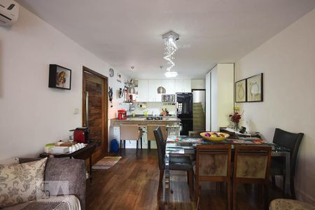 Sala de Jantar de casa à venda com 3 quartos, 120m² em Jardim Londrina, São Paulo