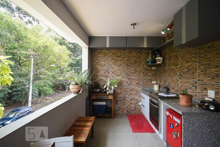 Varanda de casa à venda com 3 quartos, 120m² em Jardim Londrina, São Paulo