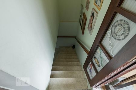 Casa à venda com 260m², 7 quartos e 2 vagasEscada