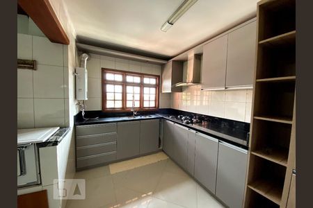 Apartamento à venda com 145m², 1 quarto e sem vagaCozinha 2