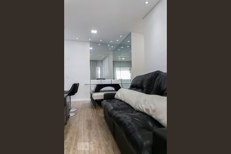 Sala de apartamento à venda com 2 quartos, 65m² em Vila Dom Pedro I, São Paulo