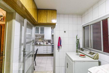 Apartamento à venda com 127m², 4 quartos e 1 vagaÁrea de Serviço