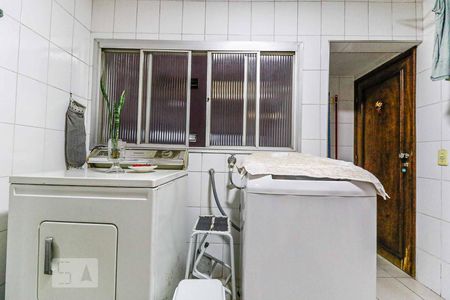 Apartamento à venda com 127m², 4 quartos e 1 vagaÁrea de Serviço