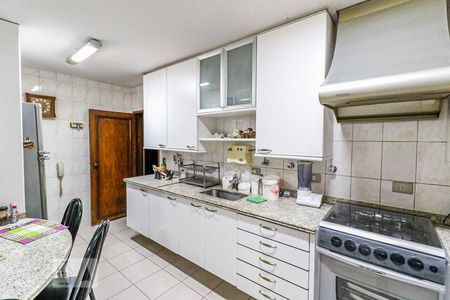 Apartamento à venda com 127m², 4 quartos e 1 vagaCozinha