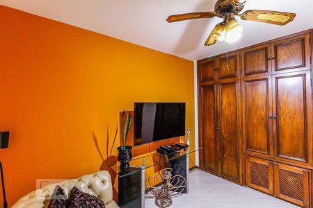 Apartamento à venda com 127m², 4 quartos e 1 vagaQuarto 2