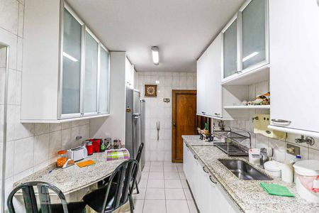 Apartamento à venda com 127m², 4 quartos e 1 vagaCozinha