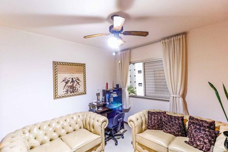 Apartamento à venda com 127m², 4 quartos e 1 vagaQuarto 2