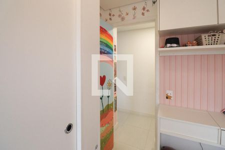 Quarto 1 de apartamento para alugar com 2 quartos, 47m² em Parque Vitória, São Paulo
