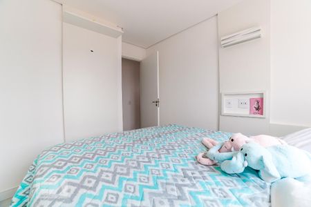 Quarto 1 de apartamento para alugar com 2 quartos, 47m² em Parque Vitória, São Paulo