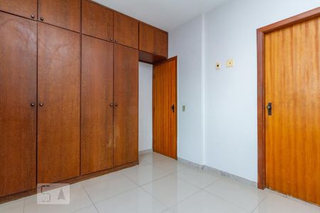 Suíte de apartamento à venda com 2 quartos, 60m² em Santa Tereza, Belo Horizonte