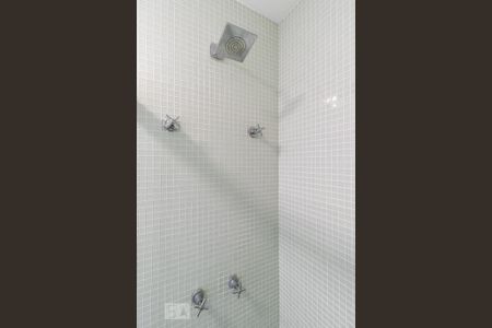 Apartamento à venda com 46m², 1 quarto e 2 vagasBanheiro