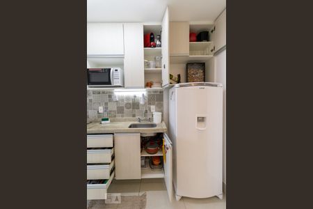 Apartamento à venda com 46m², 1 quarto e 2 vagasCozinha
