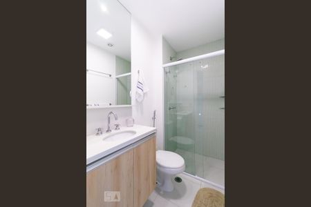 Apartamento à venda com 46m², 1 quarto e 2 vagasBanheiro