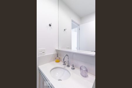 Apartamento à venda com 46m², 1 quarto e 2 vagasBanheiro