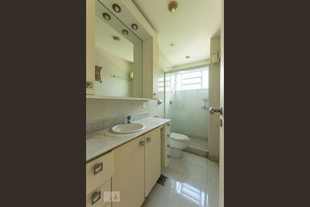 Apartamento à venda com 55m², 2 quartos e 1 vaga Apartamento à venda com 55m², 2 quartos e 1 vagaBanheiro Social