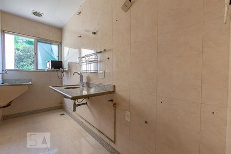 Apartamento à venda com 55m², 2 quartos e 1 vaga Apartamento à venda com 55m², 2 quartos e 1 vagaCozinha