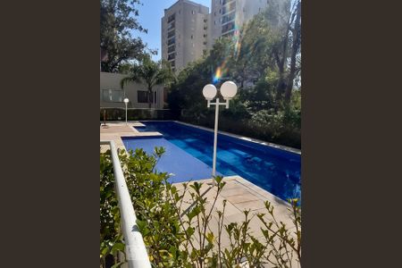 Apartamento para alugar com 45m², 2 quartos e 1 vaga Apartamento para alugar com 45m², 2 quartos e 1 vagaÁrea comum - Piscina
