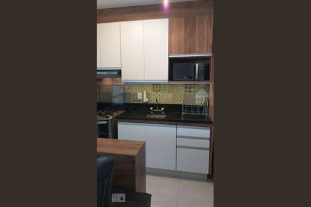 Apartamento para alugar com 46m², 1 quarto e 1 vagaDetalhe - Led - Cozinha