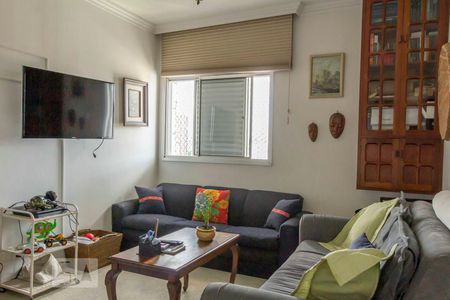 Apartamento à venda com 225m², 3 quartos e 4 vagas Apartamento à venda com 225m², 3 quartos e 4 vagasQuarto 4