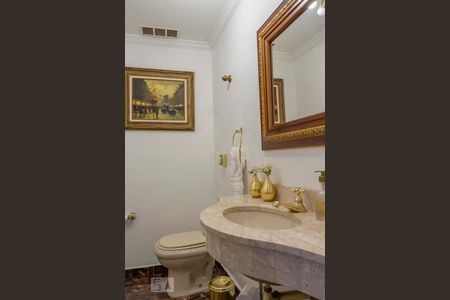 Apartamento à venda com 225m², 3 quartos e 4 vagas Apartamento à venda com 225m², 3 quartos e 4 vagasLavabo