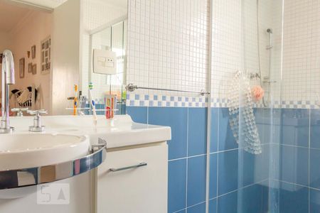 Apartamento à venda com 225m², 3 quartos e 4 vagas Apartamento à venda com 225m², 3 quartos e 4 vagasBanheiro 1