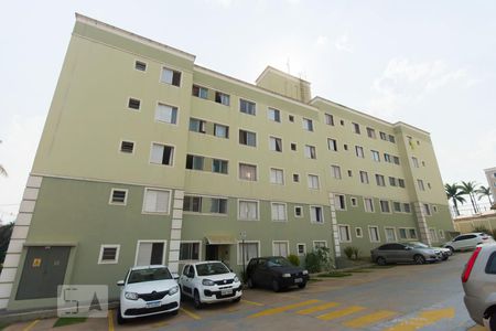 Apartamento à venda com 45m², 2 quartos e 1 vaga Apartamento à venda com 45m², 2 quartos e 1 vagaFachada