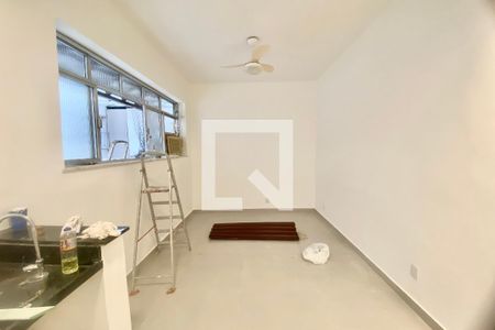 Quarto  de kitnet/studio para alugar com 1 quarto, 40m² em Leblon, Rio de Janeiro