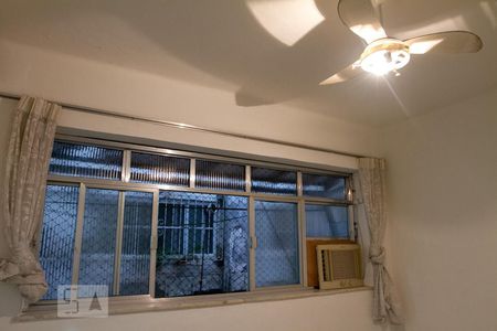 Quarto/Sala de kitnet/studio para alugar com 1 quarto, 40m² em Leblon, Rio de Janeiro