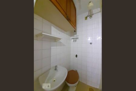 Apartamento à venda com 110m², 3 quartos e 2 vagasBanheiro de Serviço